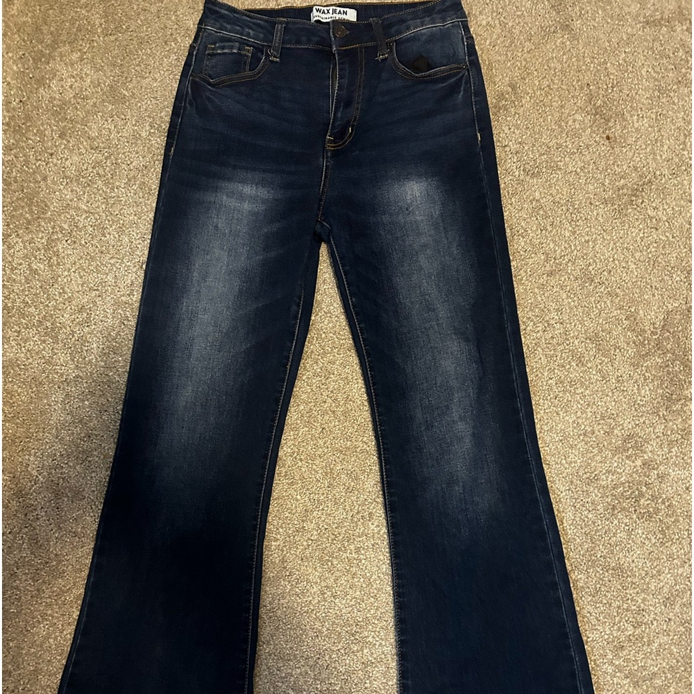 Navy blue flare jeans #flarejeans